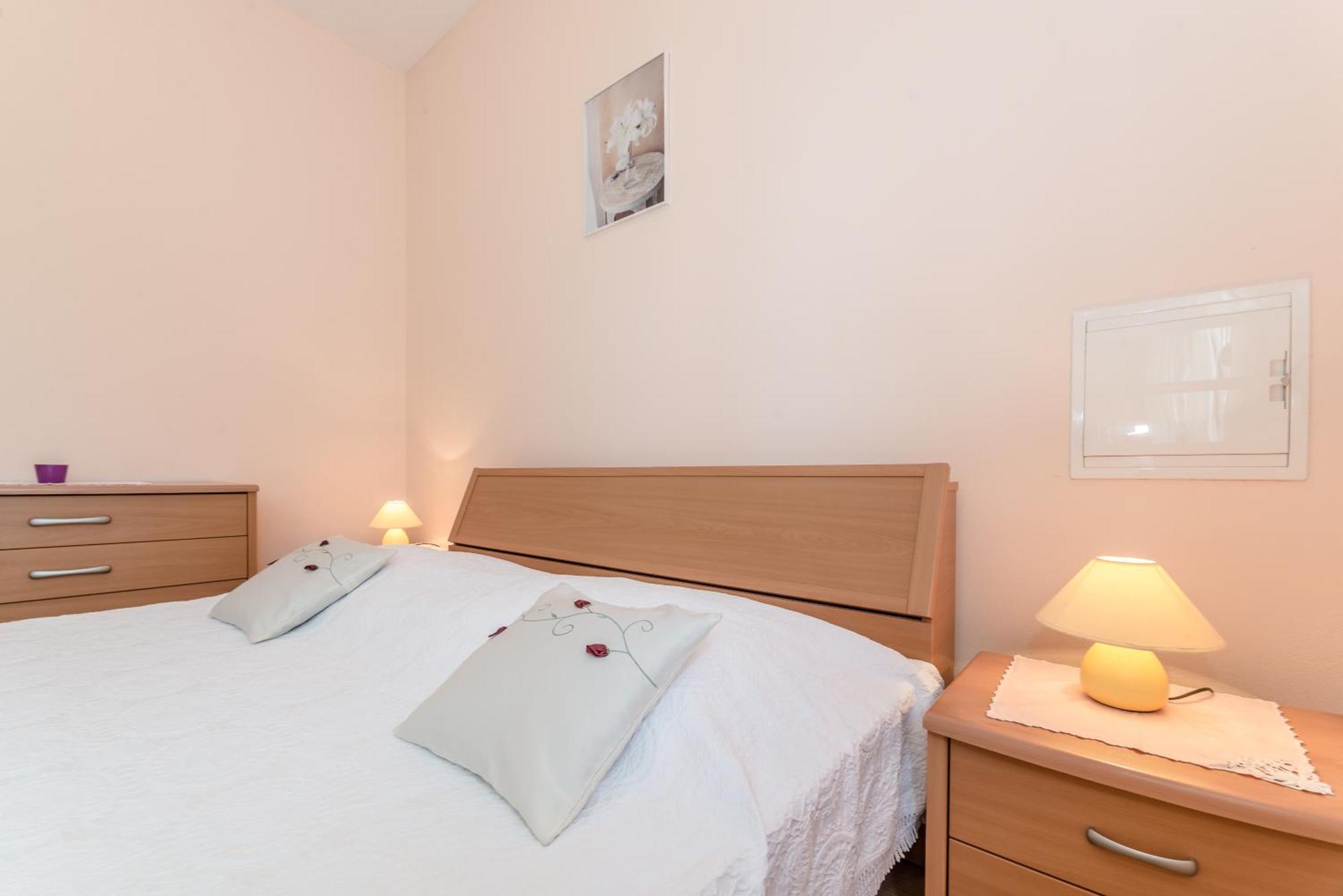 Apartments Nikaia Вир Экстерьер фото