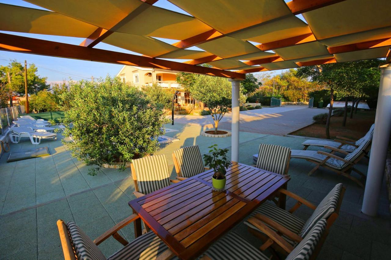 Apartments Nikaia Вир Экстерьер фото