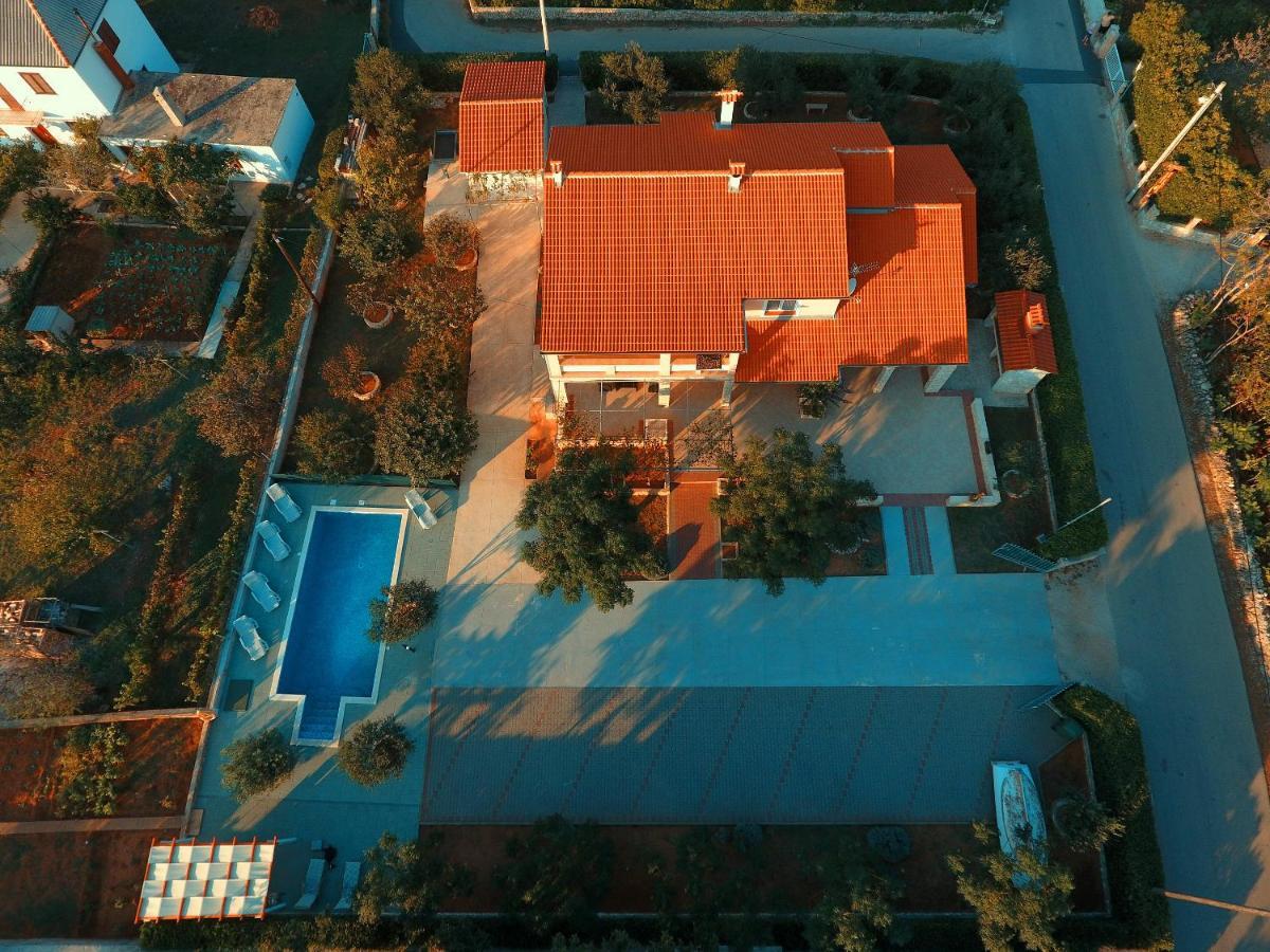 Apartments Nikaia Вир Экстерьер фото