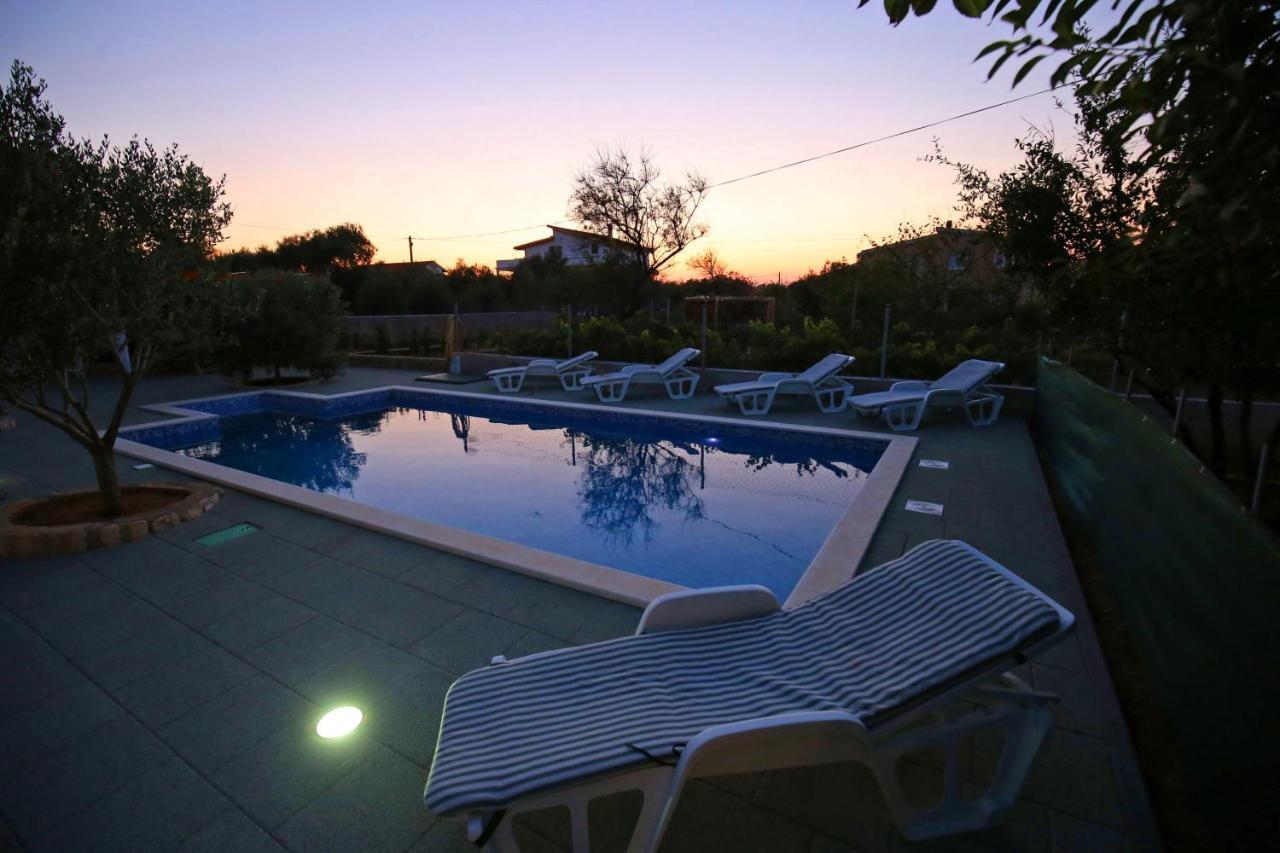 Apartments Nikaia Вир Экстерьер фото