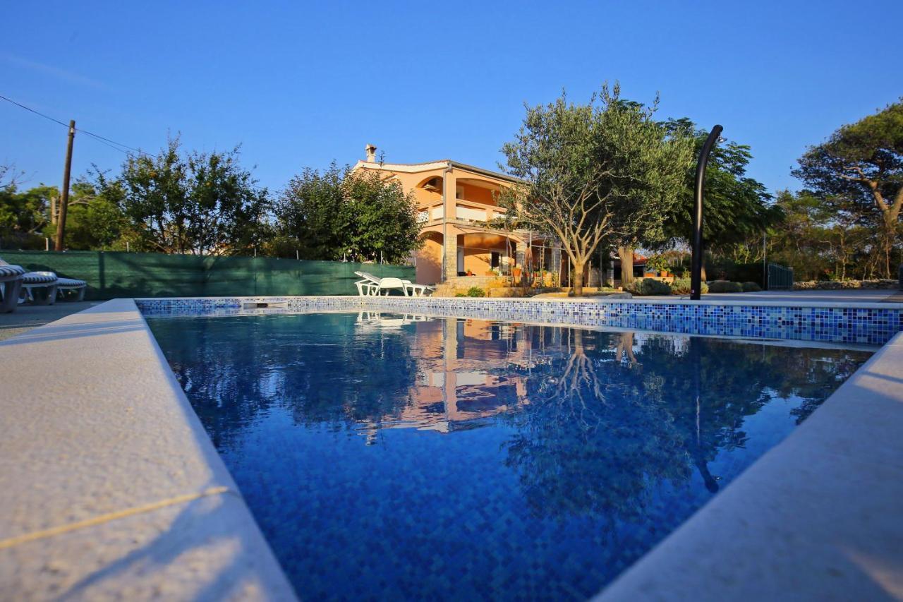 Apartments Nikaia Вир Экстерьер фото