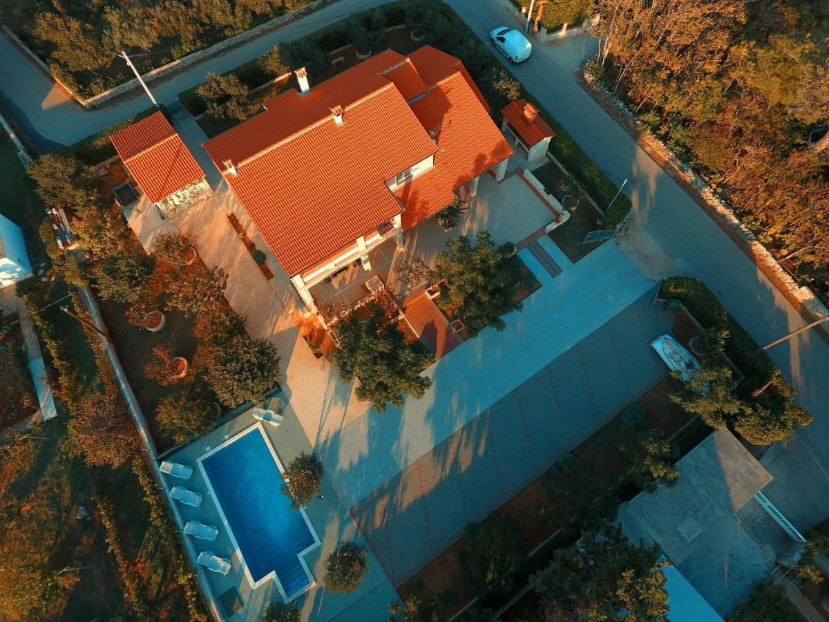 Apartments Nikaia Вир Экстерьер фото