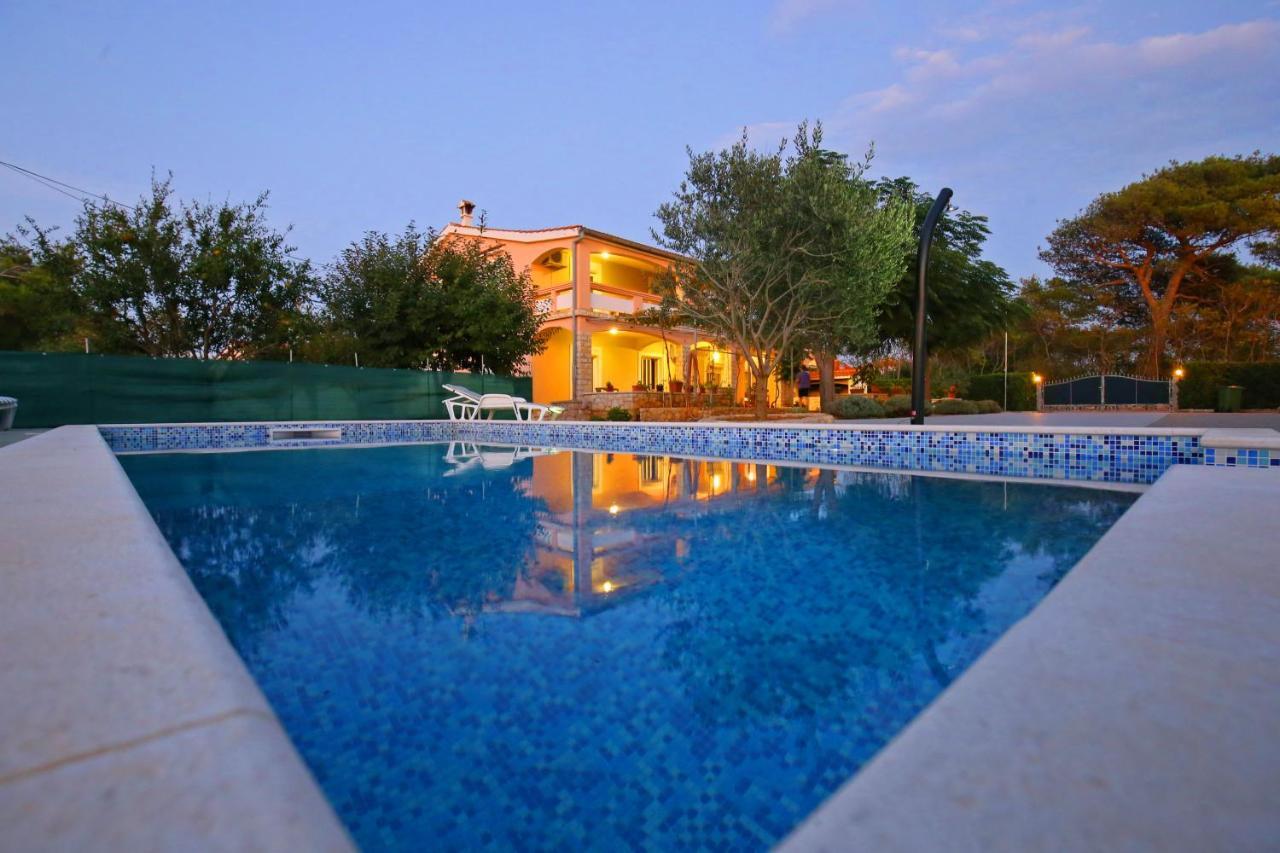 Apartments Nikaia Вир Экстерьер фото